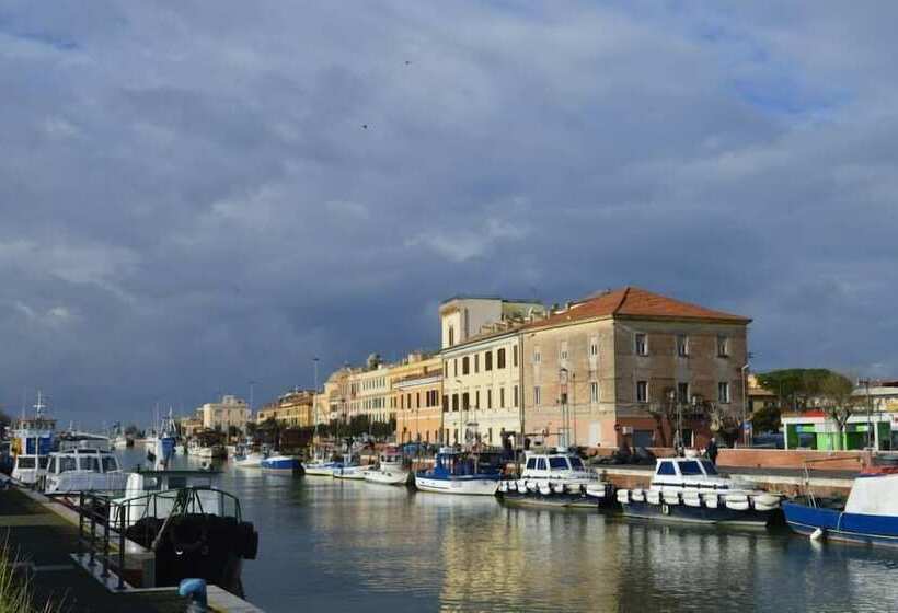 簡易ホテル Domus Valadier B&b Guesthouse