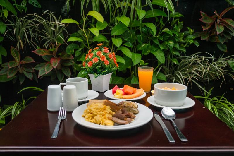 בית מלון כפרי Aixo Suites By Geh Suites