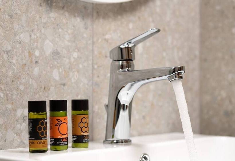 Отель Apollo Apartments