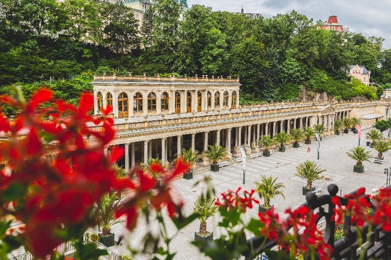 Astoria Hotel & Medical Spa