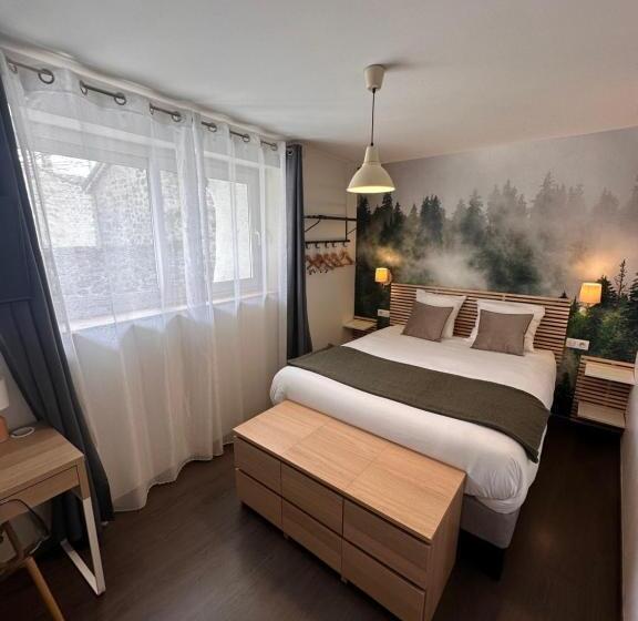 Auberge Du Vieux Lanas Logis Hotel Restaurant