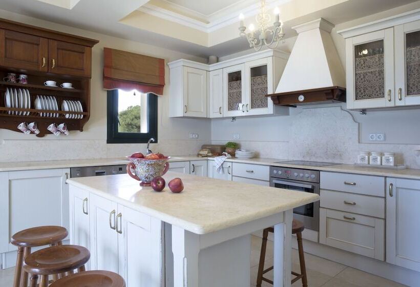 Отель Avra Private Suites