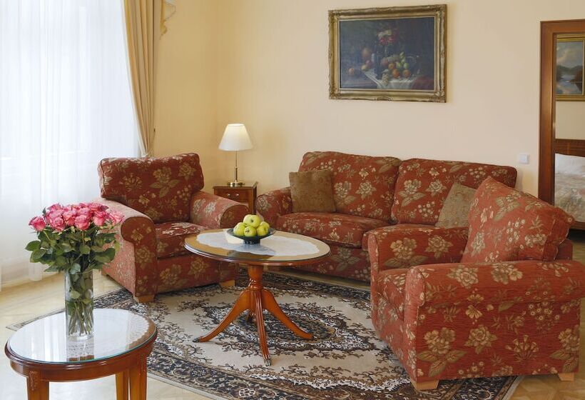 فندق Bristol Kralovska Vila