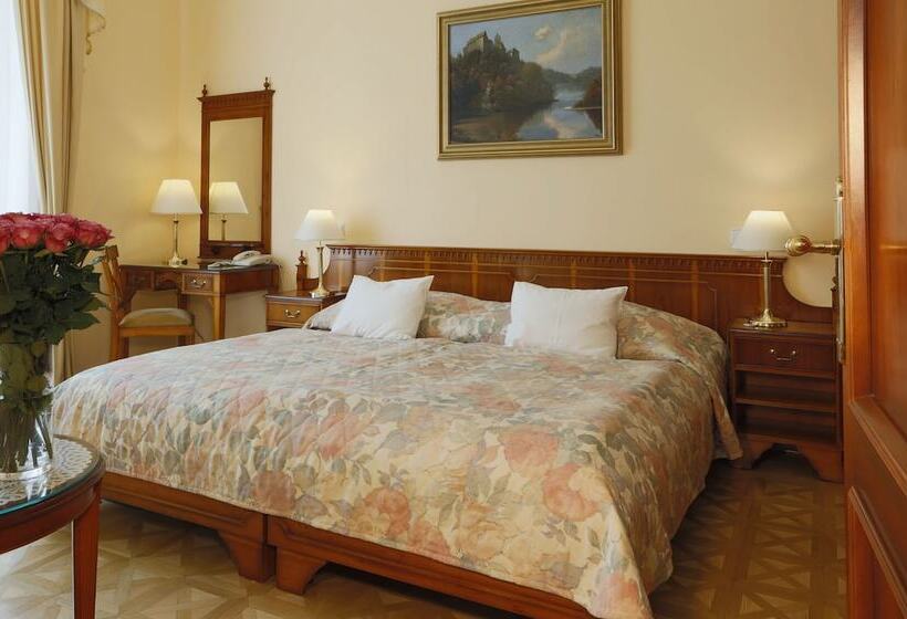 فندق Bristol Kralovska Vila