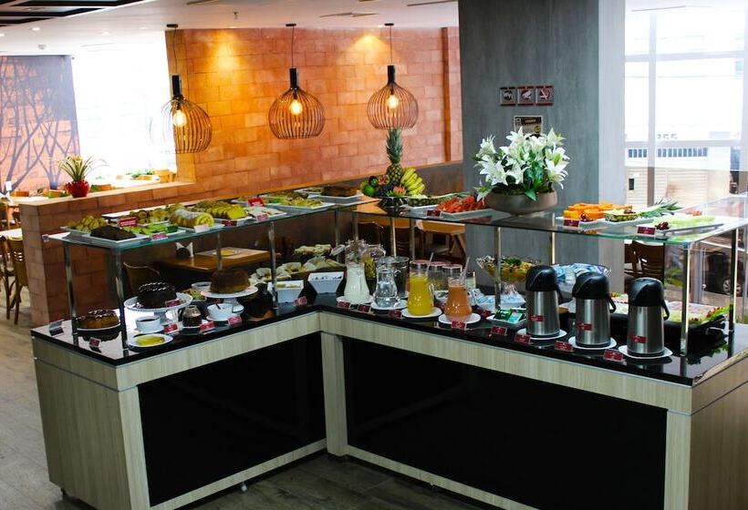 Отель Bristol Viçosa