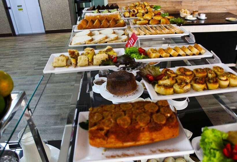 Отель Bristol Viçosa