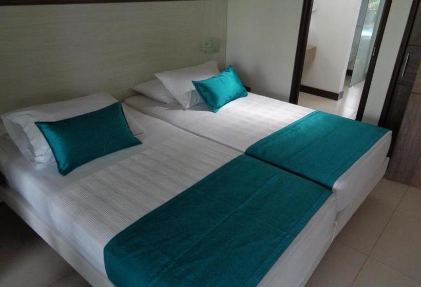 هتل Campestre Los Lagos