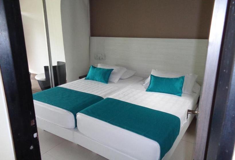 Hotel Campestre Los Lagos