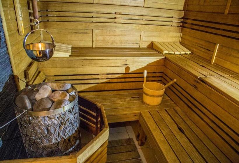 ホテル Centrum Harrachov