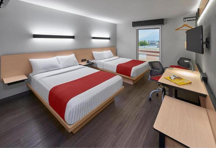 בית מלון כפרי City Express By Marriott Monterrey Lindavista