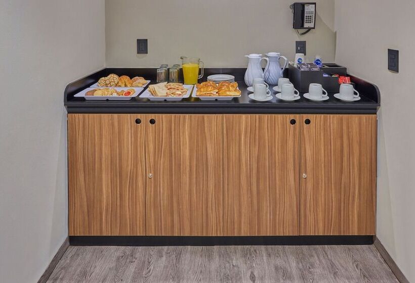 ホテル City Express By Marriott Tepic