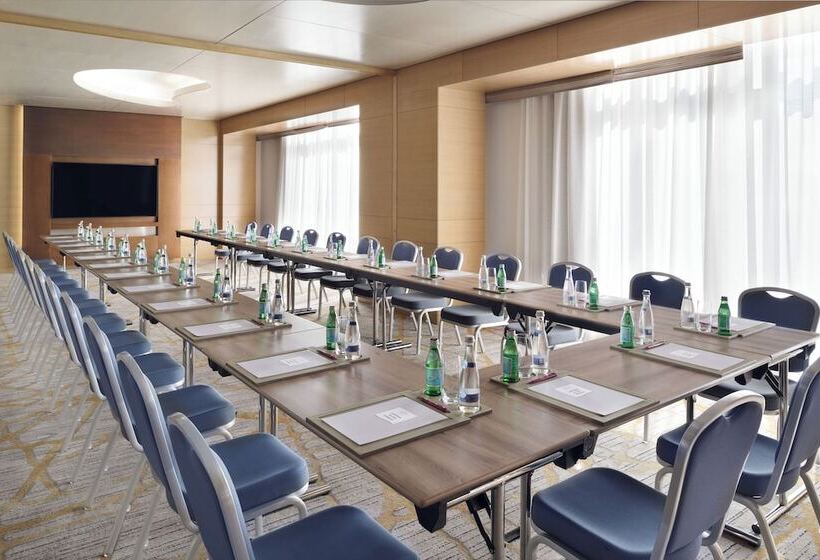 酒店 Crowne Plaza Dubai Marina, An Ihg