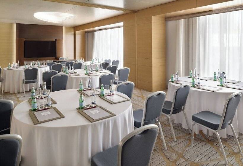 酒店 Crowne Plaza Dubai Marina, An Ihg