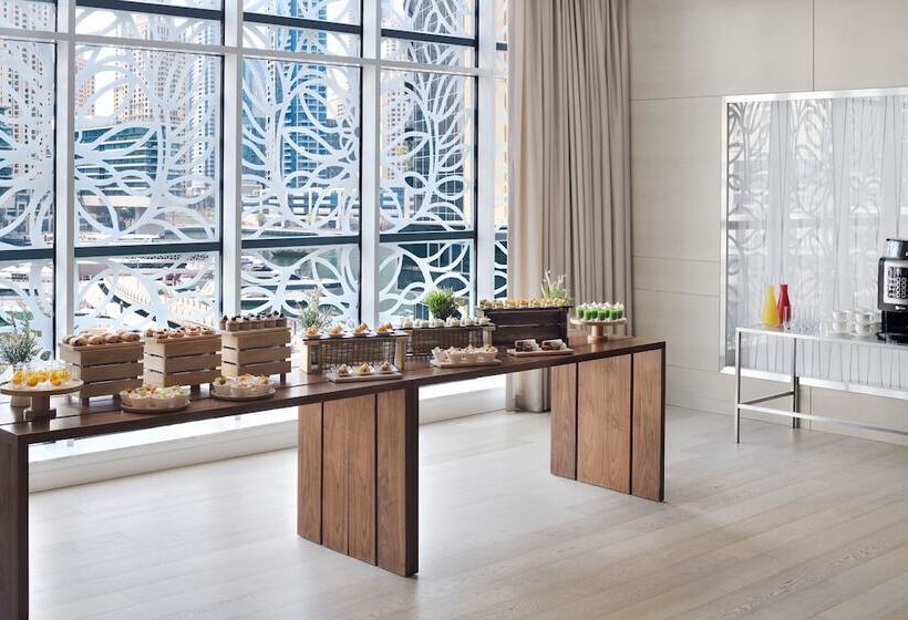 酒店 Crowne Plaza Dubai Marina, An Ihg