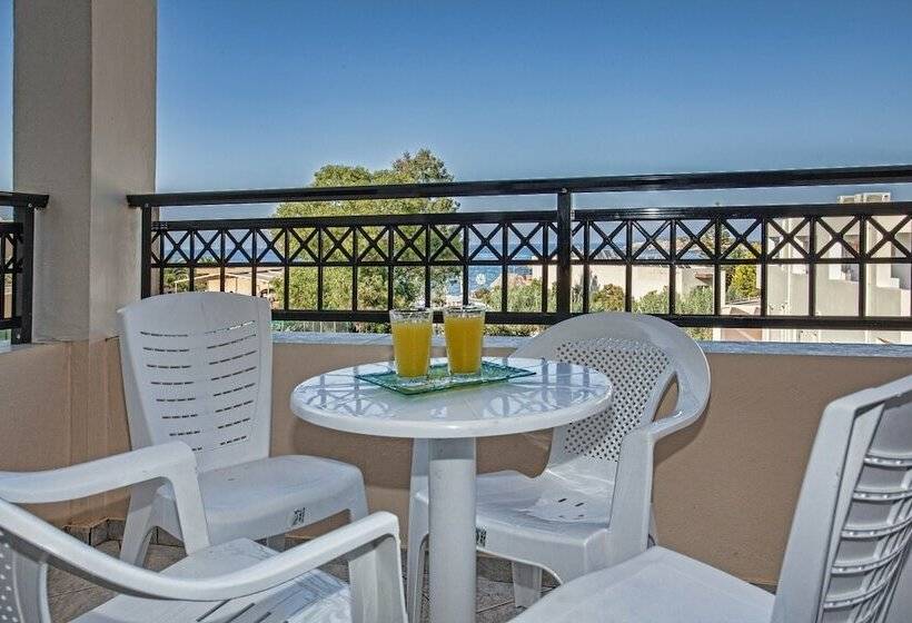 Отель Bali Dorian