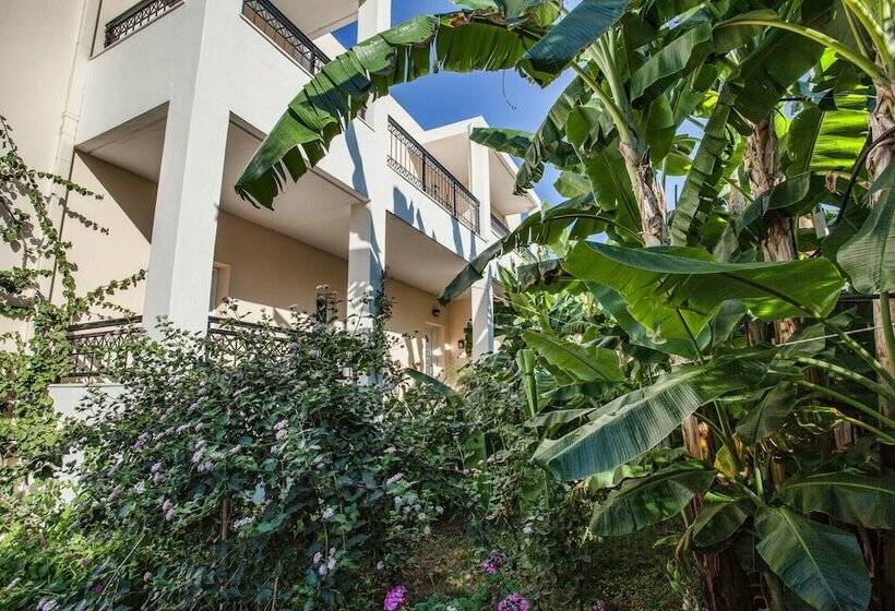 Отель Bali Dorian