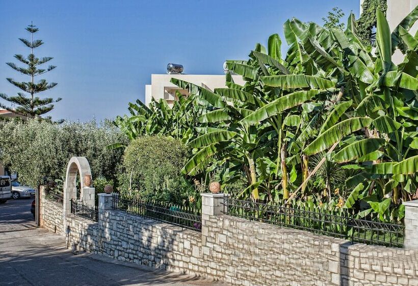 Отель Bali Dorian