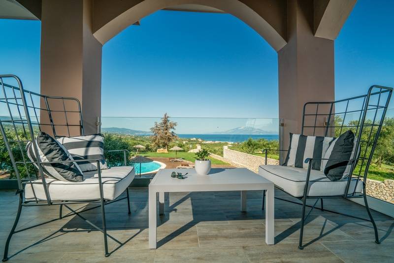 هتل Elegance Luxury Executive Suites  Adults Only