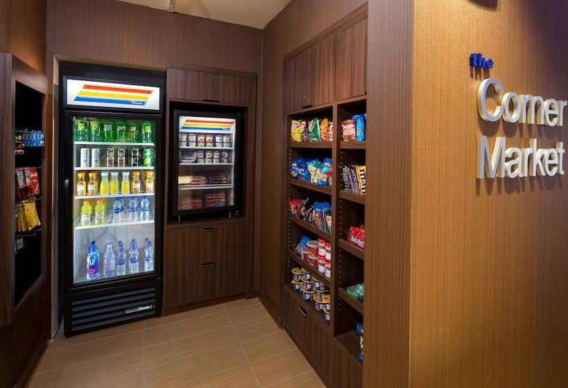 فندق Fairfield Inn & Suites By Marriott Detroit Chesterfield