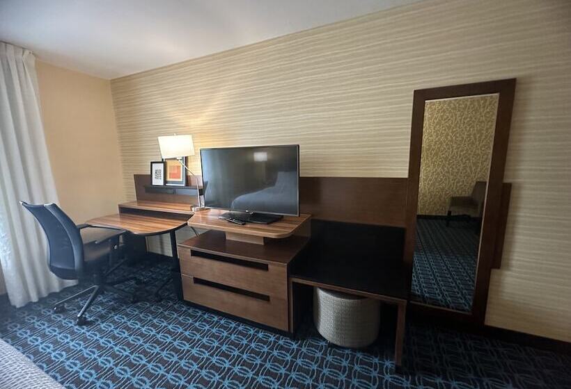 فندق Fairfield Inn & Suites By Marriott Detroit Chesterfield
