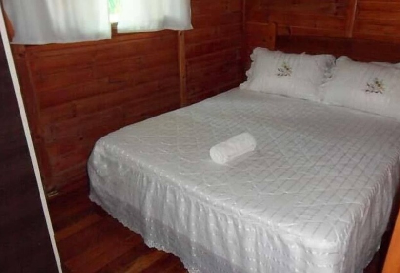 בית מלון כפרי Fazenda Monte Crista