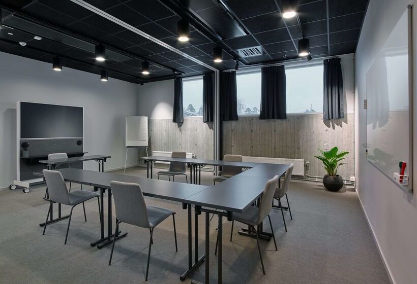 فندق Scandic Arlandastad