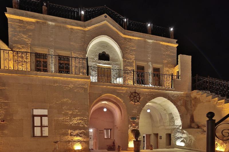 Отель Fosil Cave