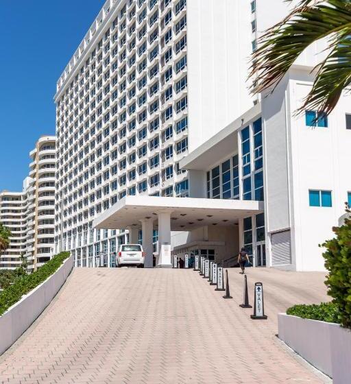 בית מלון כפרי Girasole Rentals Suites