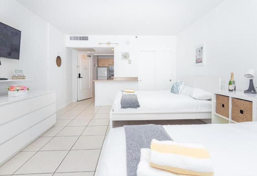 هتل Girasole Rentals Suites