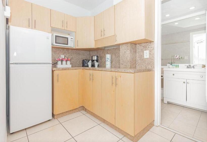 בית מלון כפרי Girasole Rentals Suites