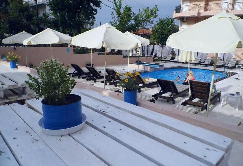 בית מלון כפרי Golden Beach