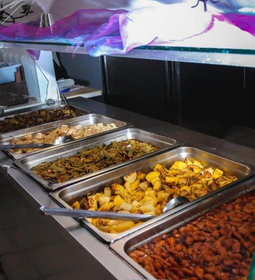 בית מלון כפרי Golden Beach