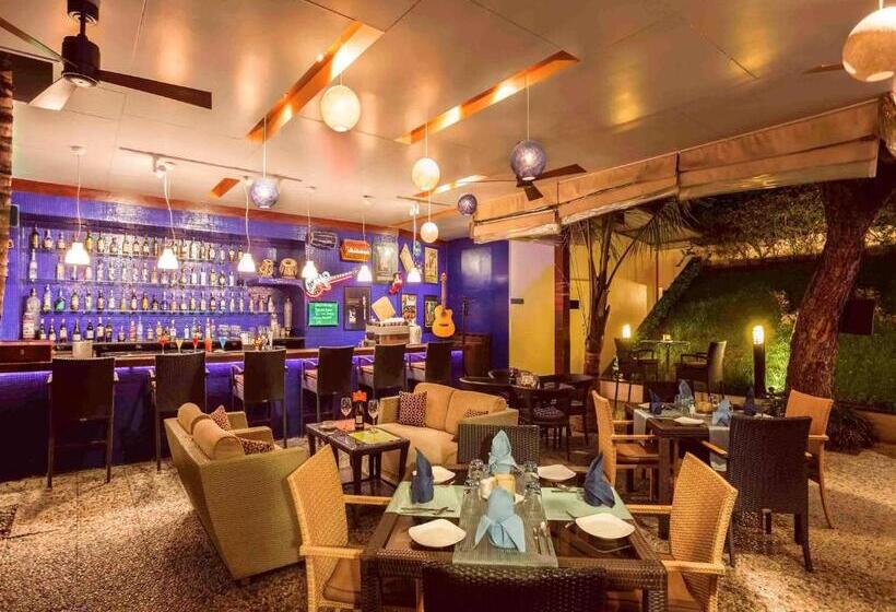 فندق Grand Mercure Vadodara Surya Palace