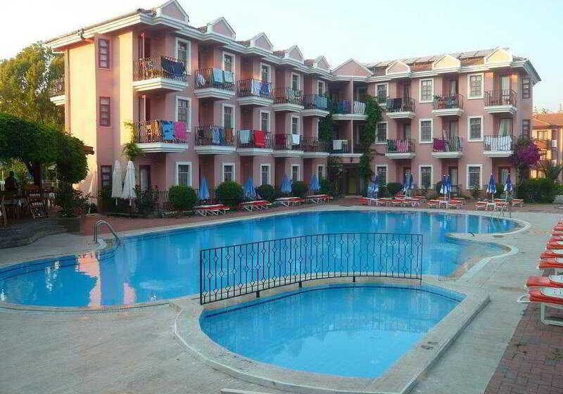 בית מלון כפרי Gunes  Fethiye