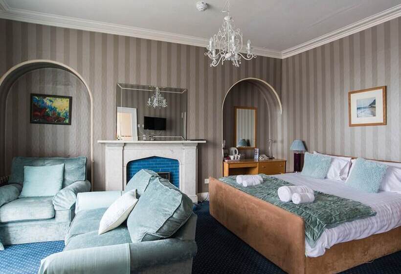 Gwesty R Marine Hotel & Spa