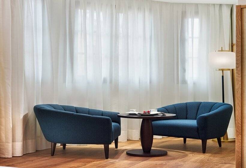 ホテル H10 Madison 4* Sup