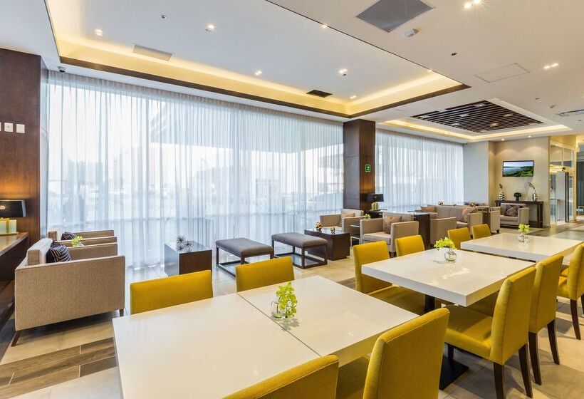 فندق Hampton Inn By Hilton Tijuana