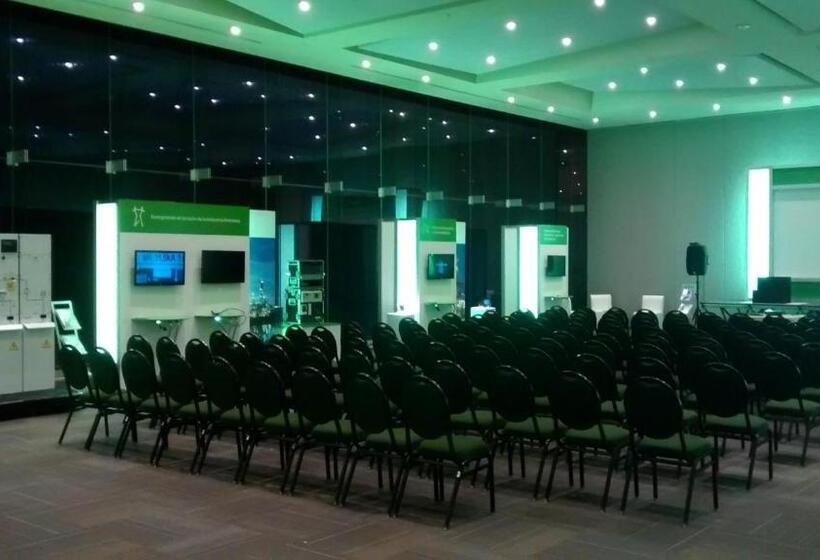 בית מלון כפרי Holiday Inn Coatzacoalcos, An Ihg