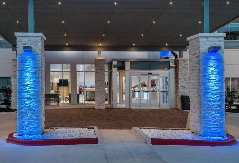 هتل Holiday Inn Express & Suites Bryan   College Station, An Ihg