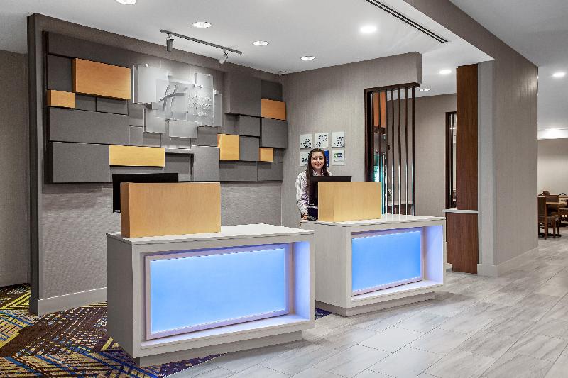 فندق Holiday Inn Express & Suites Lubbock Central   Univ Area, An Ihg
