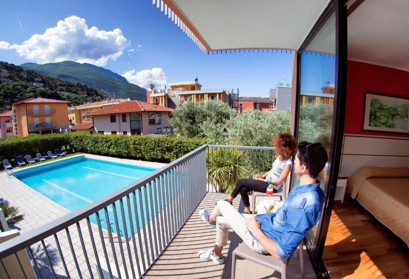 فندق Holiday Sport & Relax