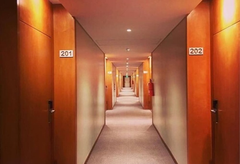 בית מלון כפרי Howard Johnson San Francisco