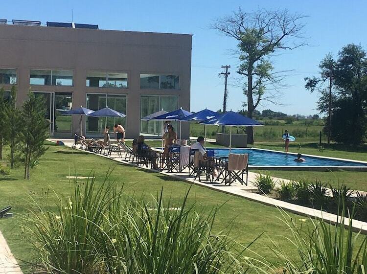 בית מלון כפרי Howard Johnson San Francisco