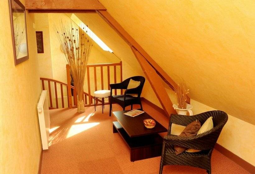 فندق Logis Hôtel Les Terrasses