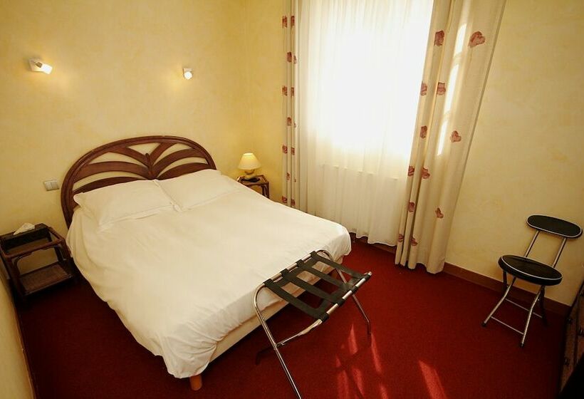 فندق Logis Hôtel Les Terrasses