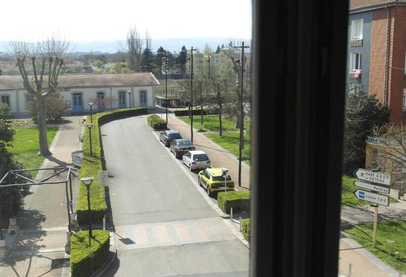 ホテル Hôtel Restaurant Des Lys