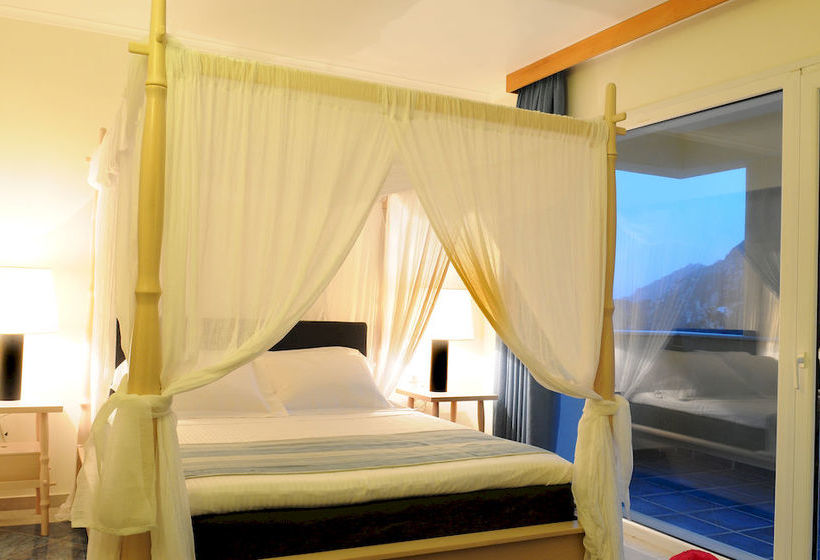 Отель Ithea Suites