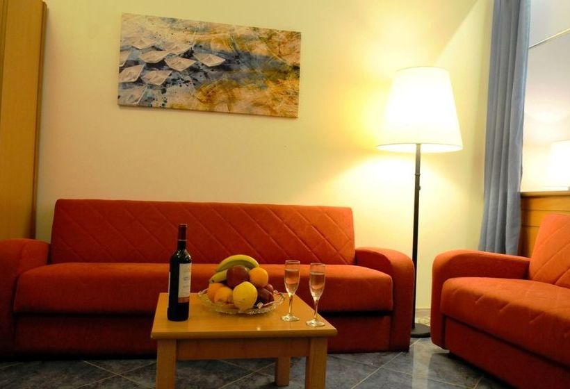 Отель Ithea Suites