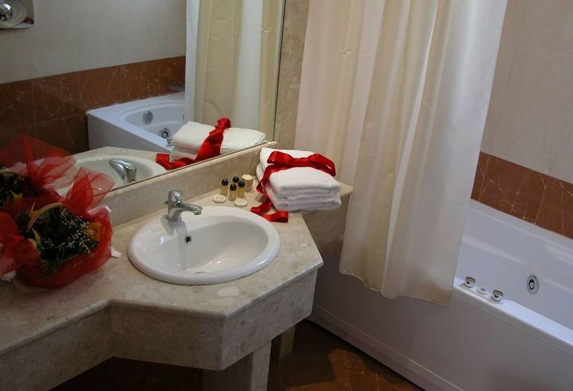 Отель Ithea Suites