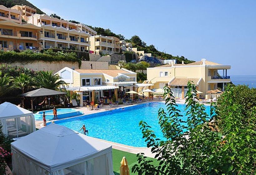 Отель Ithea Suites